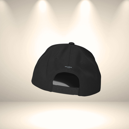 Peak7one Cap Sticklogo Detail – hochwertige Stickveredelung auf Snapback