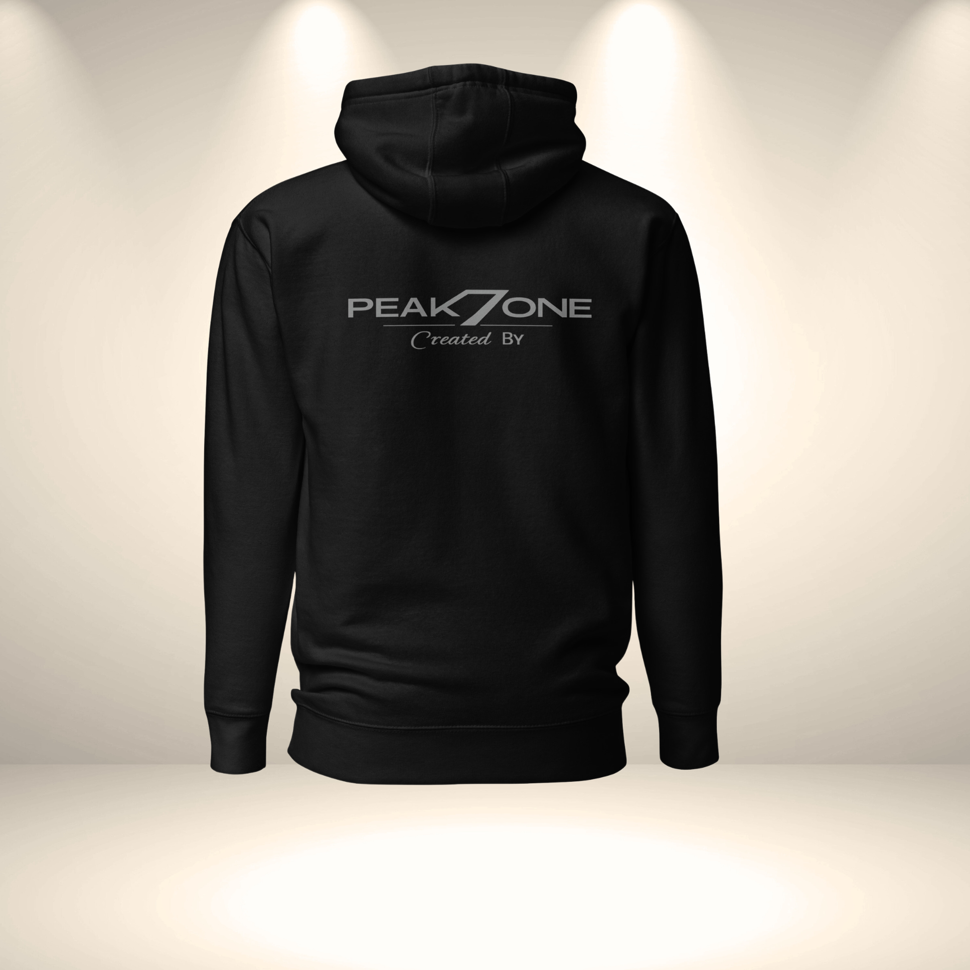 Peak7one Hoodie Sticklogo Detail – Premium Streetwear Stickveredelung